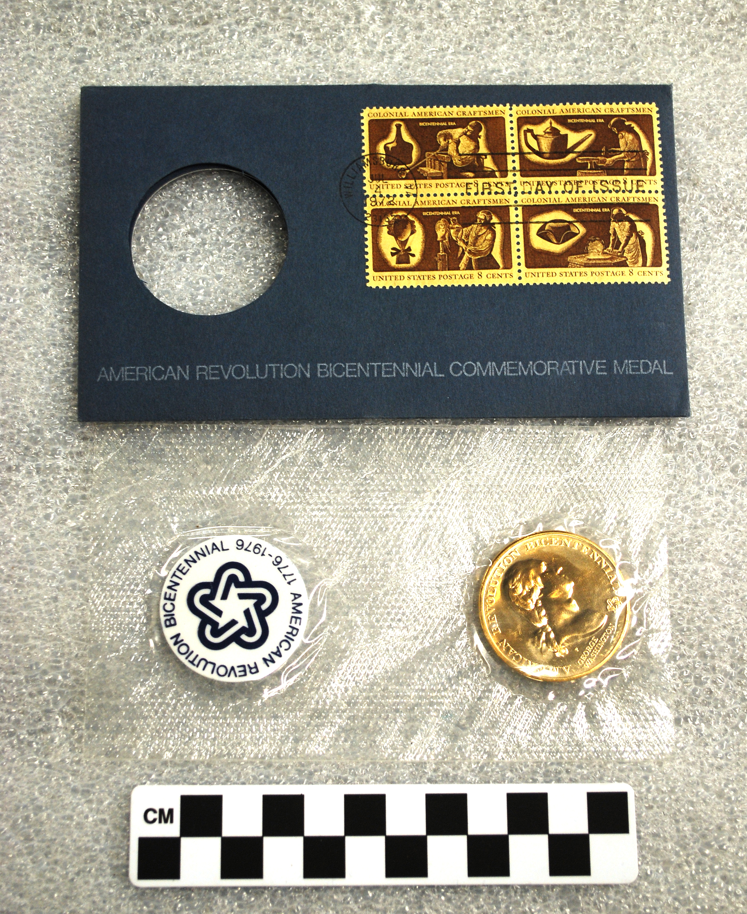 Object: Medallion (Bicentennial of the American Revolutionary War – Commemorative Medallion (George Washington)) | UTSA Institute Of Texan Cultures