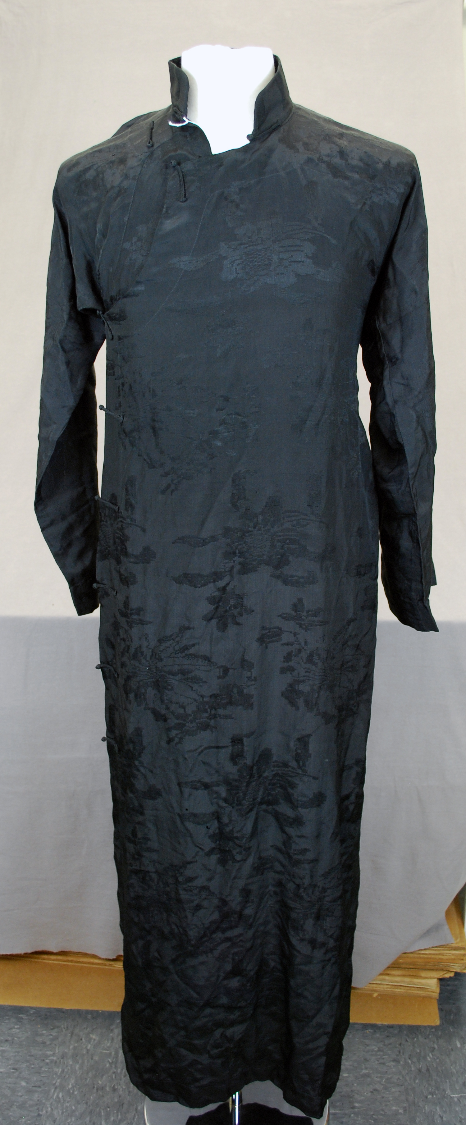 Object: Kimono | UTSA Institute Of Texan Cultures