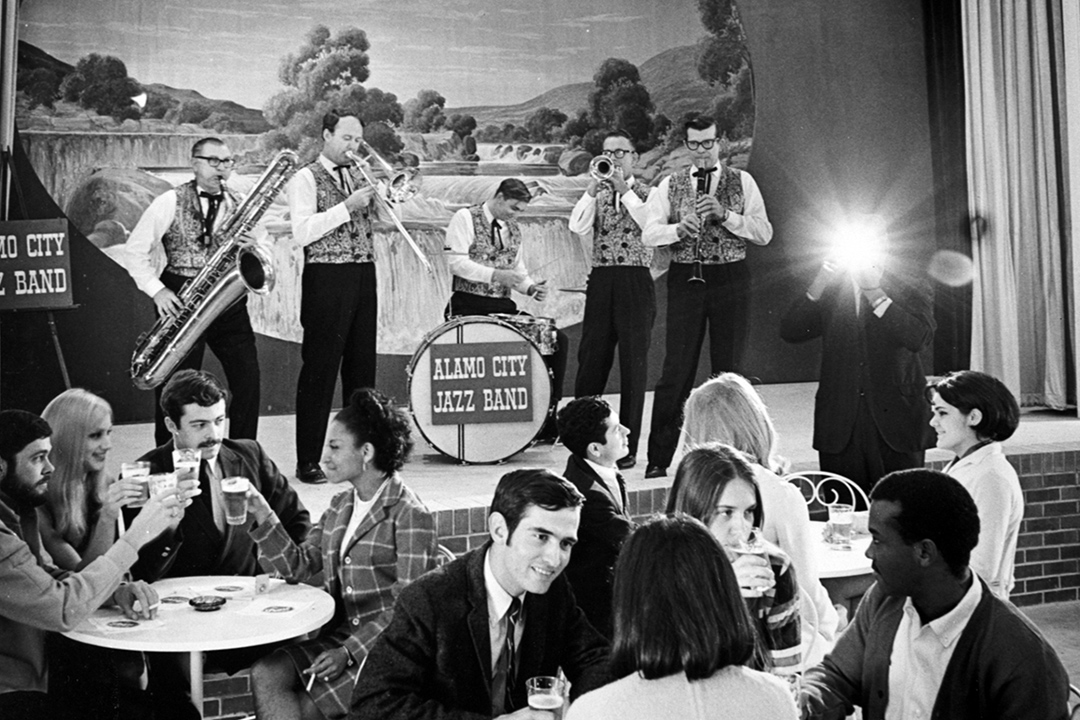 <strong>Alamo City Jazz Band at the Pearl Brewing Company Pavilion</strong><div>1968. Alamo City Jazz Band on stage in the Pearl Brewing Company Pavilion at HemisFair '68.</div>